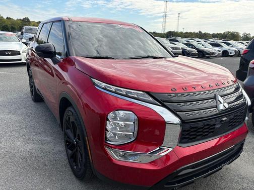 2024 Mitsubishi Outlander SE Black Edition S-AWC