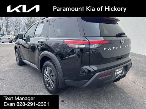 2025 Nissan Pathfinder SV FWD