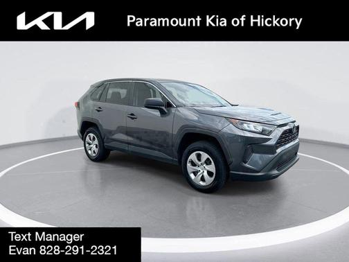2022 Toyota RAV4 LE