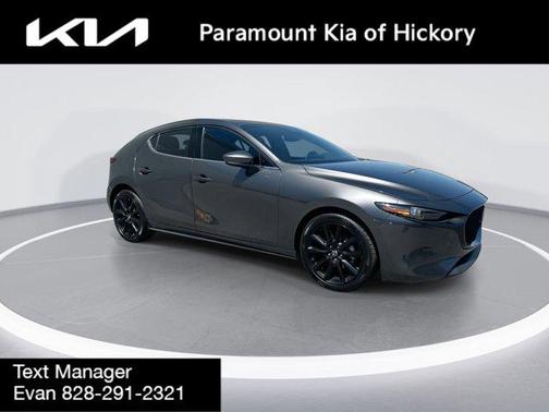2022 Mazda Mazda3 FWD w/Premium Package