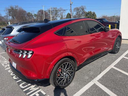 2021 Ford Mustang Mach-E GT