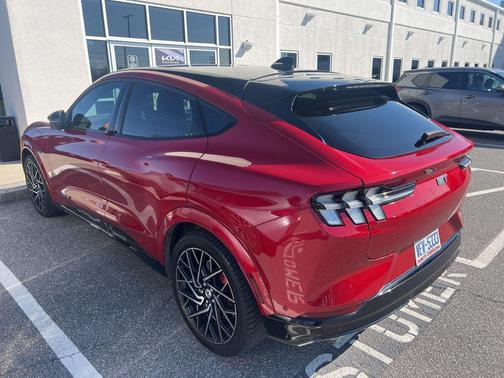 2021 Ford Mustang Mach-E GT