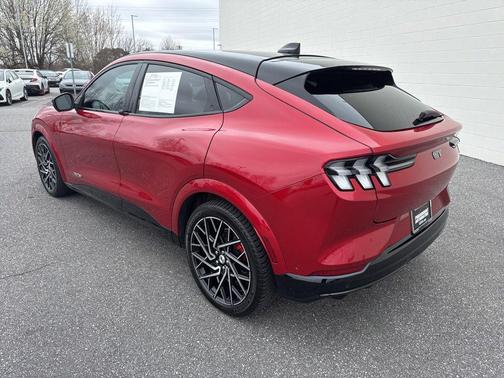 2021 Ford Mustang Mach-E GT