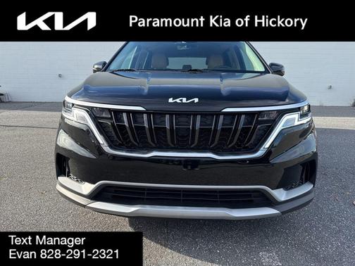 2024 Kia Carnival LX