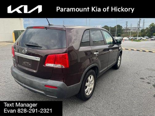 2011 Kia Sorento LX