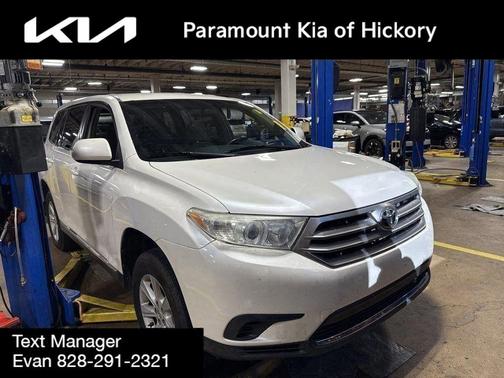 2013 Toyota Highlander SE