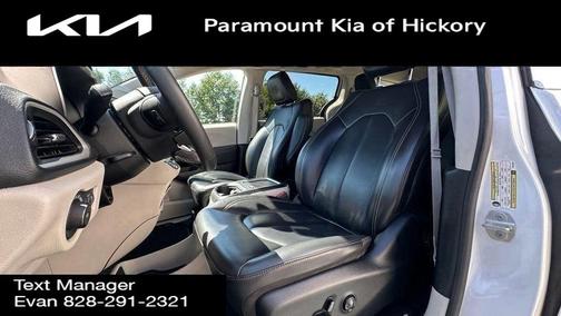 2023 Chrysler Pacifica Hybrid Touring L