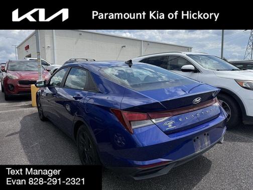 2022 Hyundai ELANTRA SEL