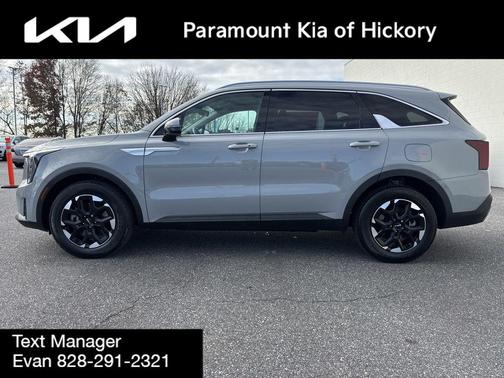 2025 Kia Sorento S