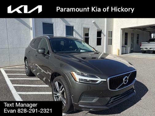2019 Volvo XC60 T5 Momentum