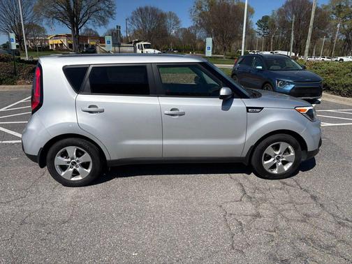 2018 Kia Soul Base