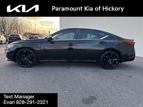 2022 Nissan Altima SR FWD