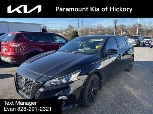 2022 Nissan Altima SR FWD