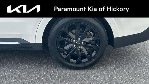 2024 Kia Carnival SX