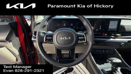 2025 Kia Carnival LXS