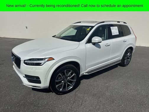 2019 Volvo XC90 T6 Momentum