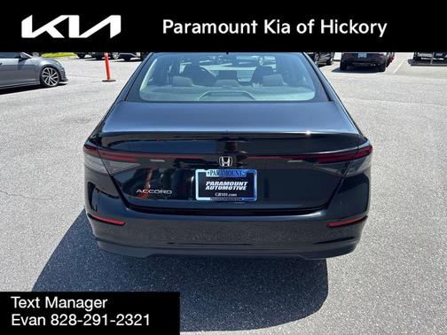Crystal Black Pearl 2024 Honda Accord EX