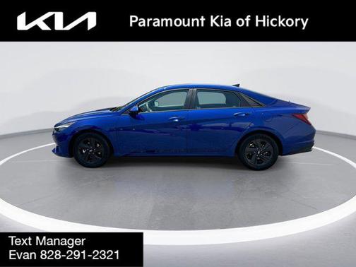 2022 Hyundai ELANTRA SEL