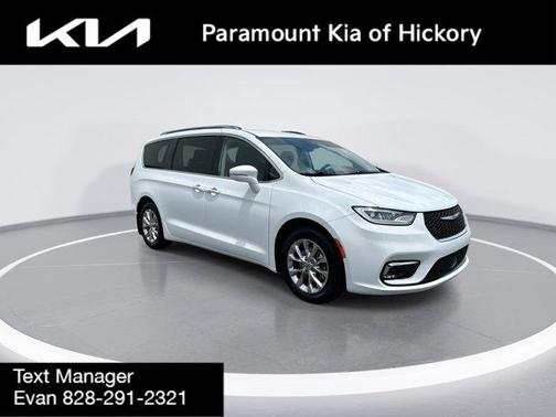 2021 Chrysler Pacifica Touring L