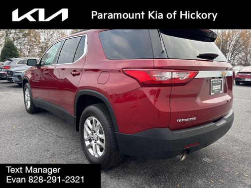 2021 Chevrolet Traverse LT Cloth