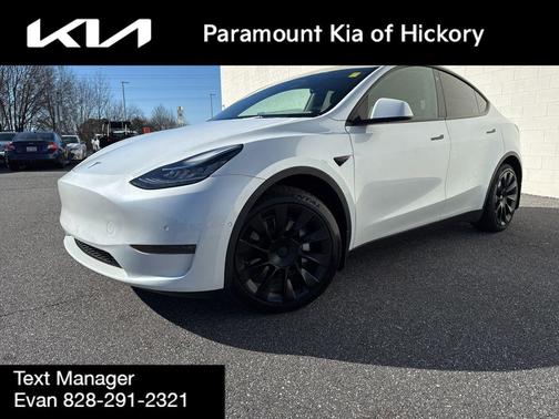 2022 Tesla Model Y Long Range Dual Motor All-Wheel Drive