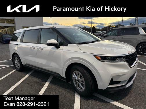 2024 Kia Carnival LX