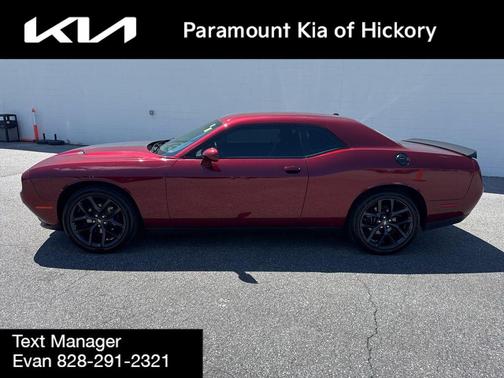 Octane Red Pearlcoat 2021 Dodge Challenger SXT