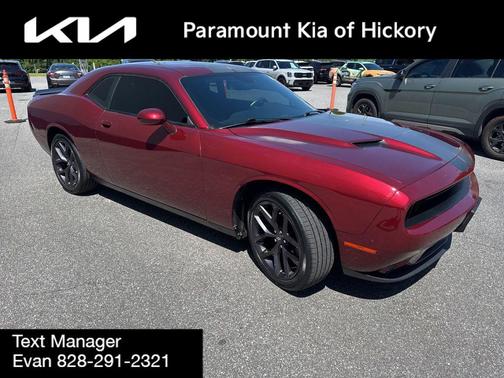 Octane Red Pearlcoat 2021 Dodge Challenger SXT