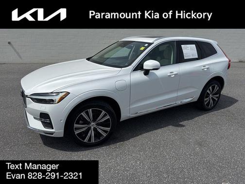 2022 Volvo XC60 Recharge Plug-In Hybrid T8 Inscription