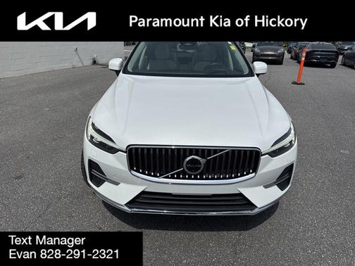 2022 Volvo XC60 Recharge Plug-In Hybrid T8 Inscription