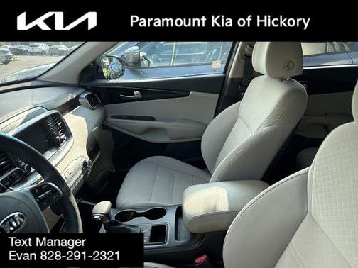 2019 Kia Sorento LX