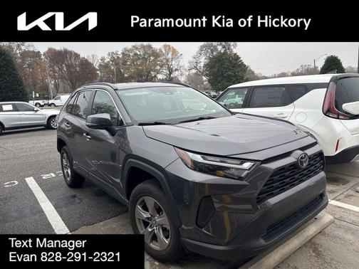 2024 Toyota RAV4 XLE