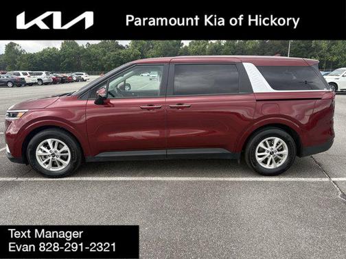 2024 Kia Carnival LX