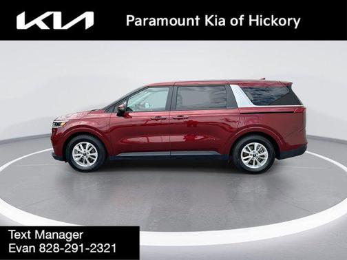 2024 Kia Carnival LX