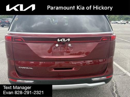 2024 Kia Carnival LX