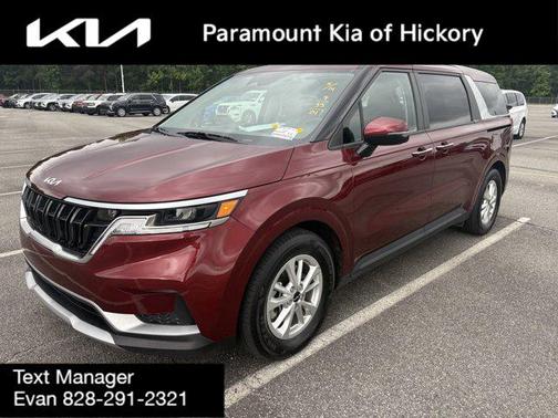 2024 Kia Carnival LX