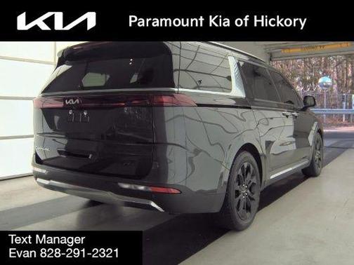 2022 Kia Carnival SX