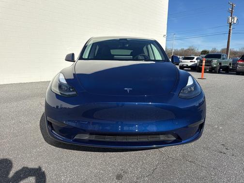 2024 Tesla Model Y Long Range Single Motor Rear-Wheel Drive