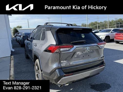 2020 Toyota RAV4 Hybrid SE