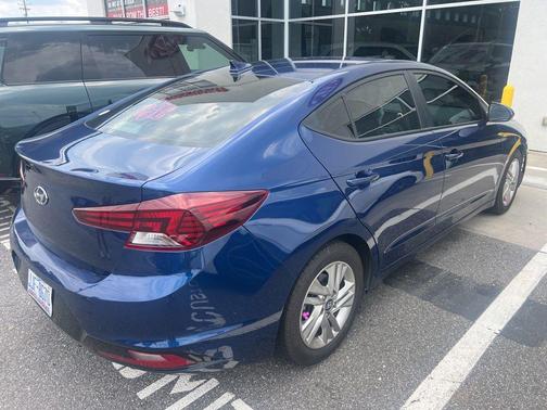 Lakeside Blue 2019 Hyundai ELANTRA SEL