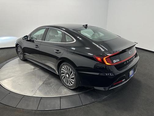 2020 Hyundai SONATA Hybrid SEL