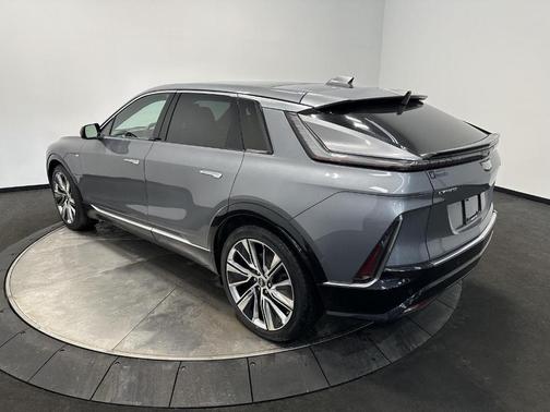 2023 Cadillac LYRIQ Luxury