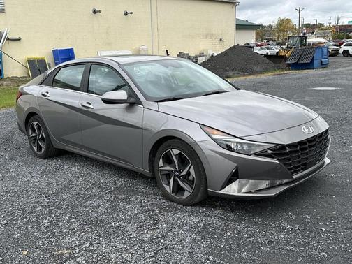 2023 Hyundai ELANTRA Limited
