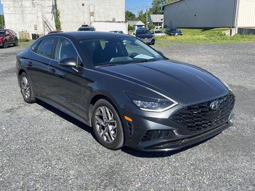 2022 Hyundai SONATA SEL
