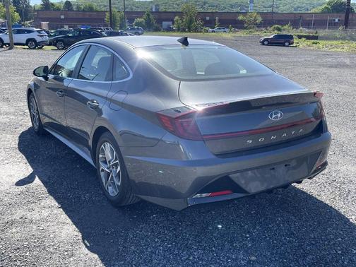 2022 Hyundai SONATA SEL
