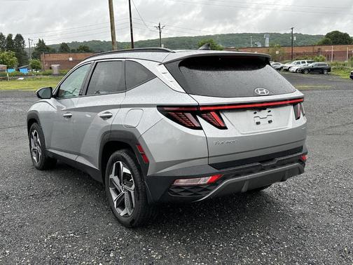 Shimmering Silver 2024 Hyundai TUCSON Limited