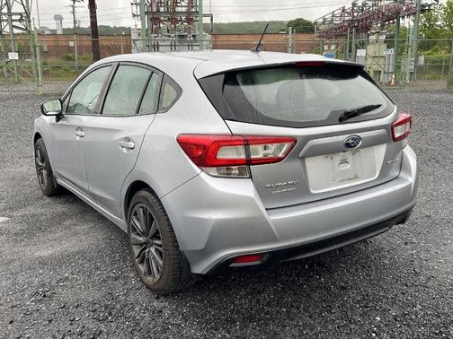 2019 Subaru Impreza 2.0i
