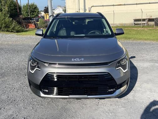 2025 Kia Niro EX Touring