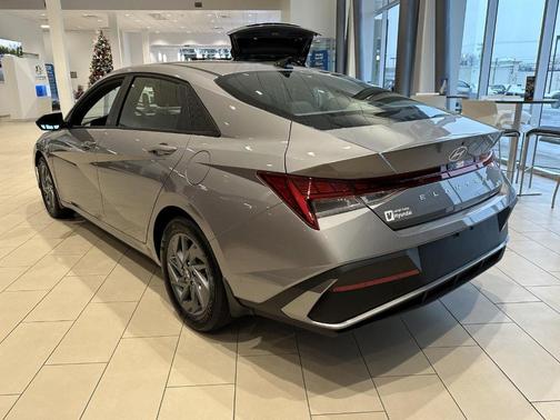 2025 Hyundai ELANTRA HEV Blue