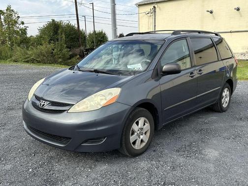 2006 Toyota Sienna LE